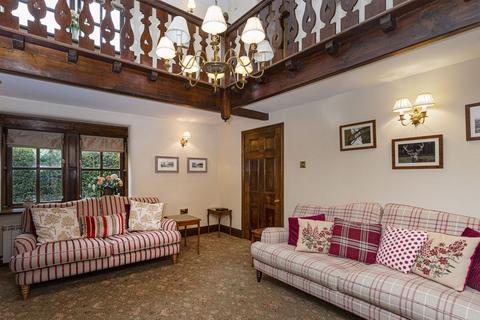 5 bedroom character property for sale, Penny Hill Cottage, Steele Lane, Barkisland, HX4 9PZ