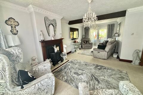 4 bedroom detached house for sale, Tree Tops, Oak Avenue, Billericay