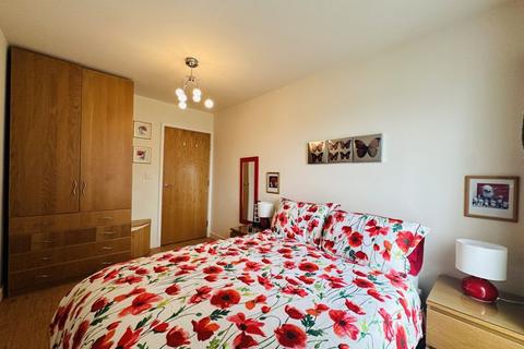 1 bedroom apartment for sale, Heritage Avenue, London