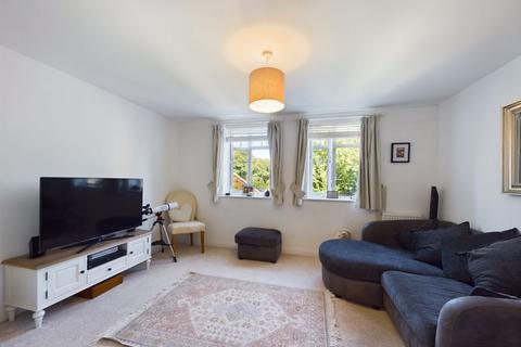 9 Broad Avenue, Hessle, HU13 0FH