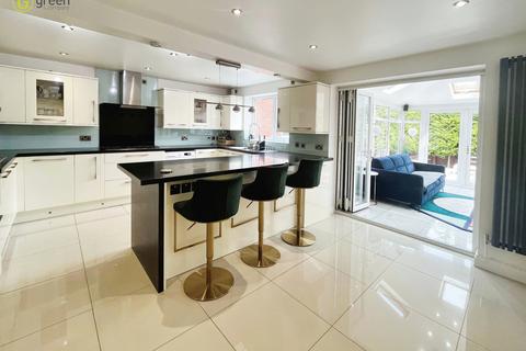 5 bedroom detached house for sale, Birmingham Road, Birmingham B43