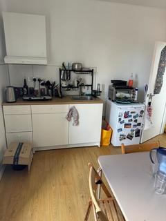1 bedroom apartment to rent, Southcliff Road, Southampton
