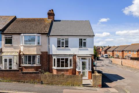 3 bedroom end of terrace house for sale, Dawson Road, Folkestone, CT19