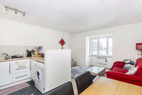 1 bedroom flat to rent, Perry Avenue, W3
