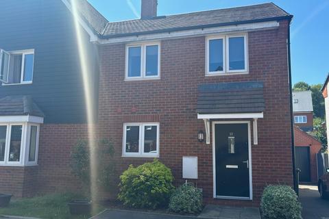 3 bedroom semi-detached house to rent, Pearce Row, Botley