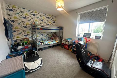 2 bedroom property for sale, Edward Road, Northolt