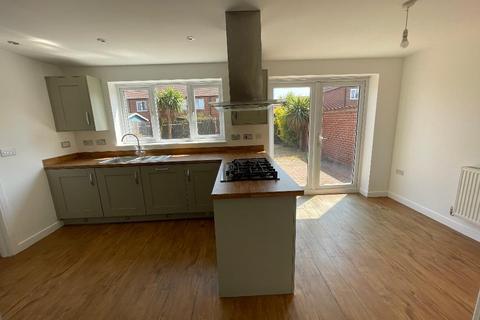 4 bedroom detached house to rent, Wheatley Drive, Cottingham, HU16 5LR