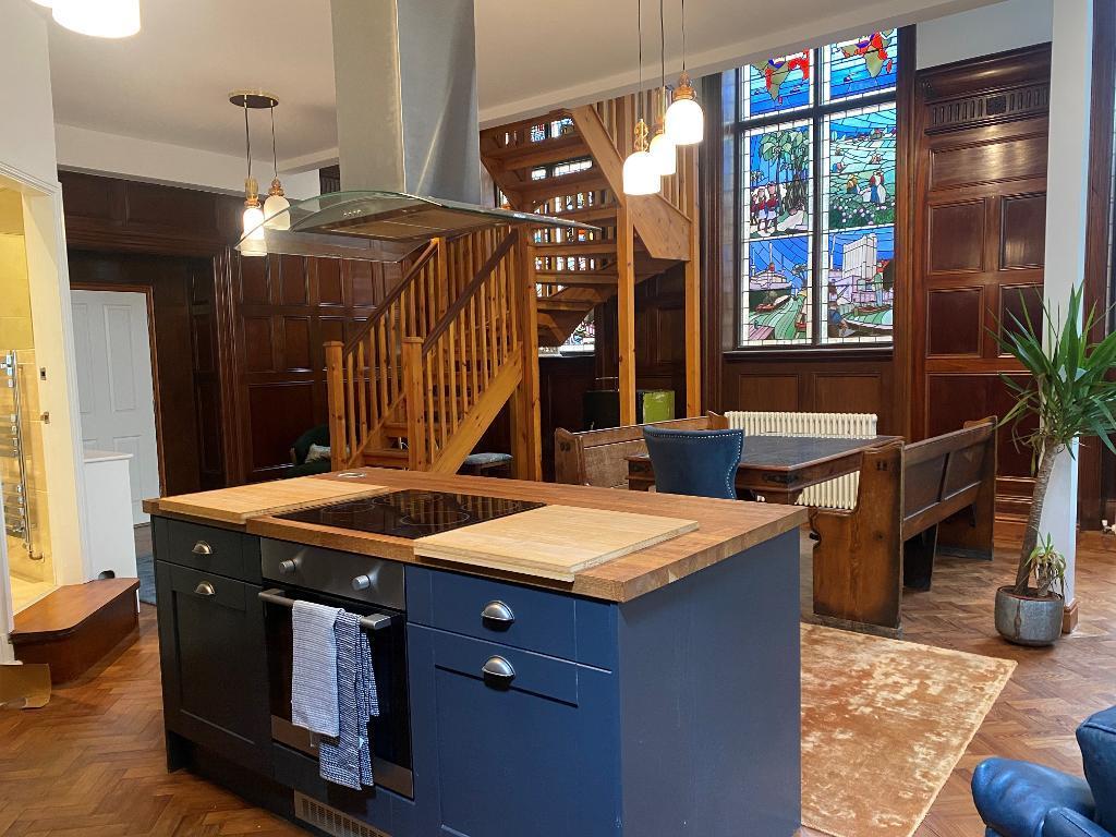 Kitchen Dining Area