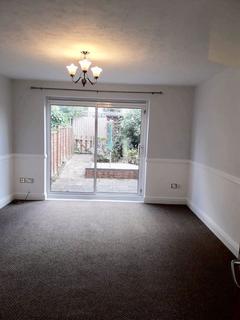 2 bedroom terraced house to rent, Taunton Way, Hereford