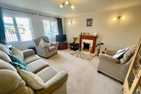 17 Byfords Road, Huntley, Gloucester, GL19 3EL