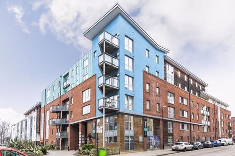 2 bedroom apartment for sale, Barleyfields, Bristol