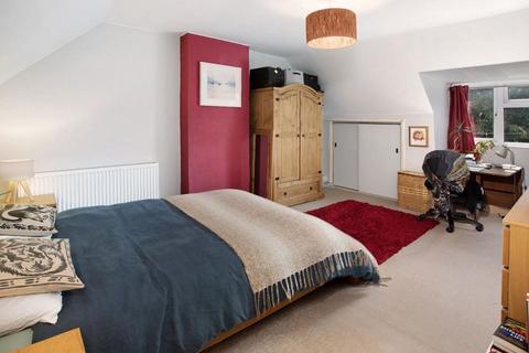 95 Westonfields, Totnes, TQ9 5UA