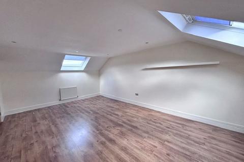 2 bedroom apartment for sale, Dean House Lane, Halifax HX2