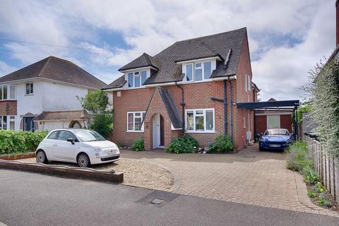 66 Baring Road, Southbourne, Bournemouth, BH6 4DT