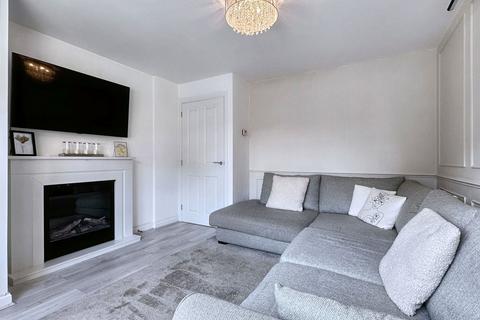 2 bedroom semi-detached house for sale, Portrush Drive, Hebburn, Tyne and Wear, NE31 2FA