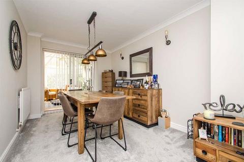 43 Adelaide Drive, Cannock, WS12 2GP