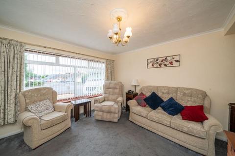 3 bedroom semi-detached house for sale, Beverley Drive, Kingswinford DY6