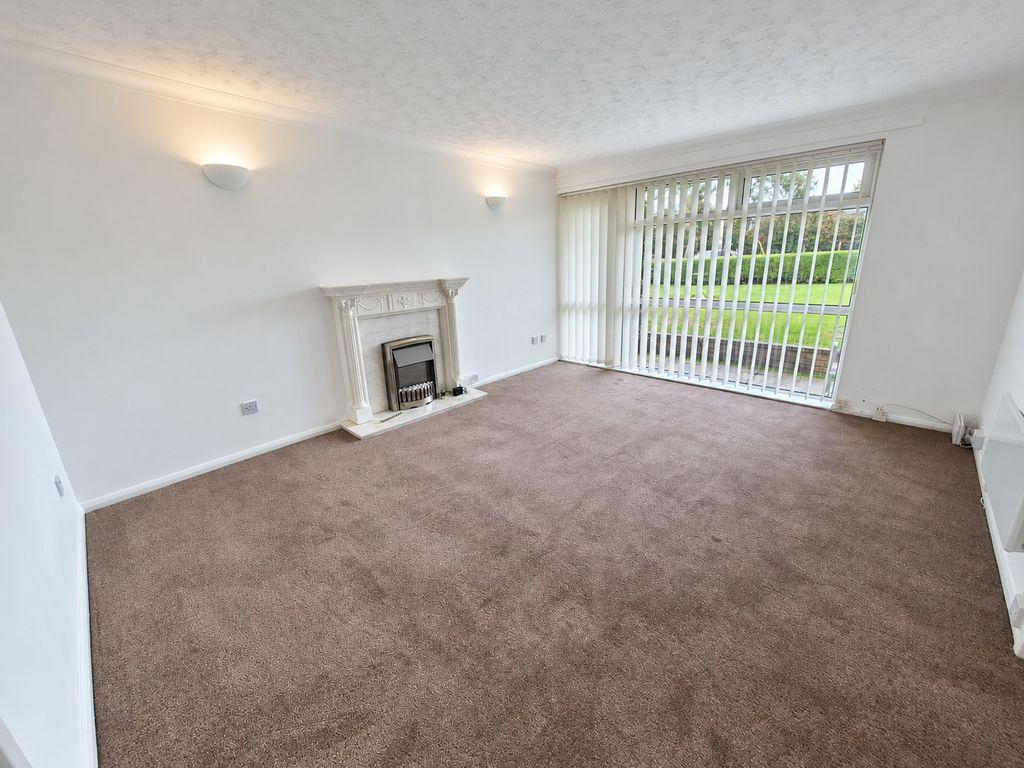 Apartment in Sutton Coldfield - View 2