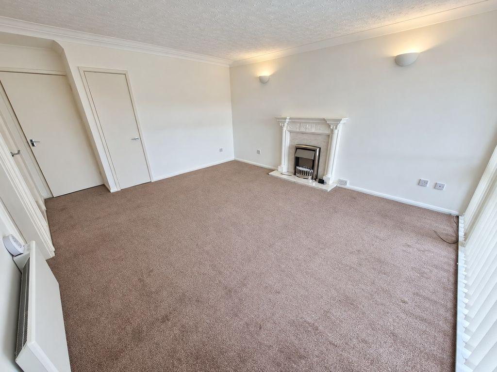 Apartment in Sutton Coldfield - View 3