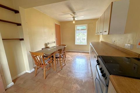 4 Blackdown View, Norton Fitzwarren, Taunton, TA2 6RW