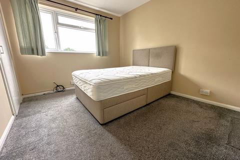 4 Blackdown View, Norton Fitzwarren, Taunton, TA2 6RW
