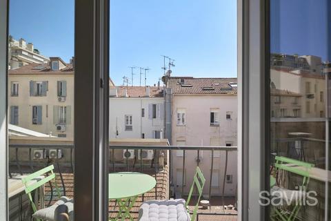 3 bedroom flat, Cannes, Banane, 06400, France