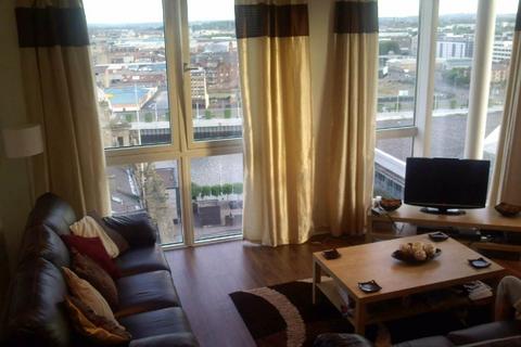 2 bedroom flat to rent, Oswald Street, Glasgow,