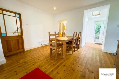 5 Blackbrook, Treharris, CF46 5LY