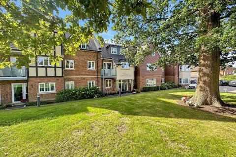 2 bedroom retirement property for sale, Addington Road, Sanderstead, Surrey, CR2 8AX