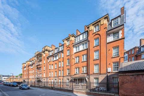 1 bedroom flat for sale, Rodney Road, Elephant and Castle, London, SE17