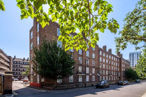 3 bedroom flat for sale, Falmouth Road, Elephant and Castle, London, SE1