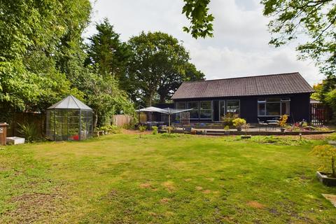 3a Burney Bit, Pamber Heath, Tadley, RG26 3TJ