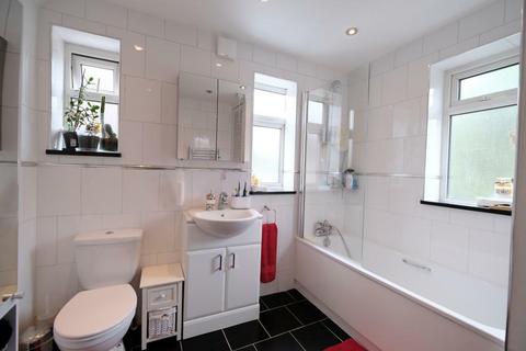 5 bedroom semi-detached house for sale, The Woodlands, Southgate