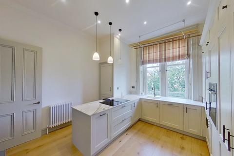 3 bedroom flat to rent, Dowanside Road, Dowanhill, Glasgow, G12