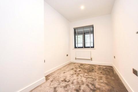 undefined, Banstead Road, Purley, CR8