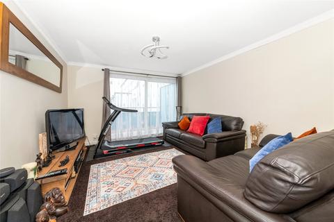 66 Berkshire Way, Mitcham, CR4 1QT