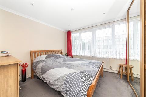 66 Berkshire Way, Mitcham, CR4 1QT