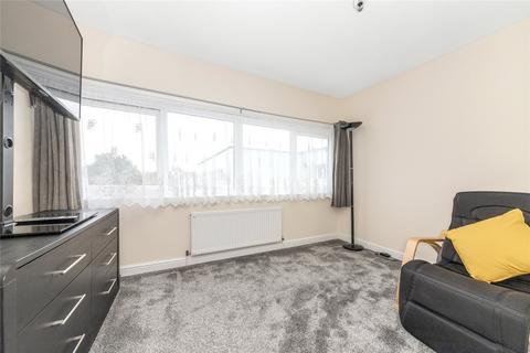 66 Berkshire Way, Mitcham, CR4 1QT