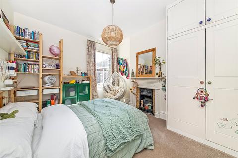 172 Frant Road, Thornton Heath, CR7 7JW