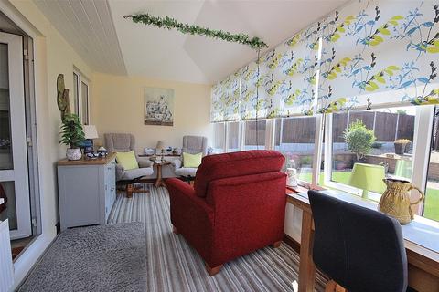 34 Avon Drive, Bedford, MK41 7UU
