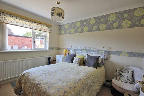 34 Avon Drive, Bedford, MK41 7UU