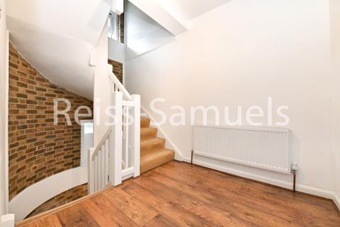5 bedroom townhouse to rent, Ferry Street, London E14