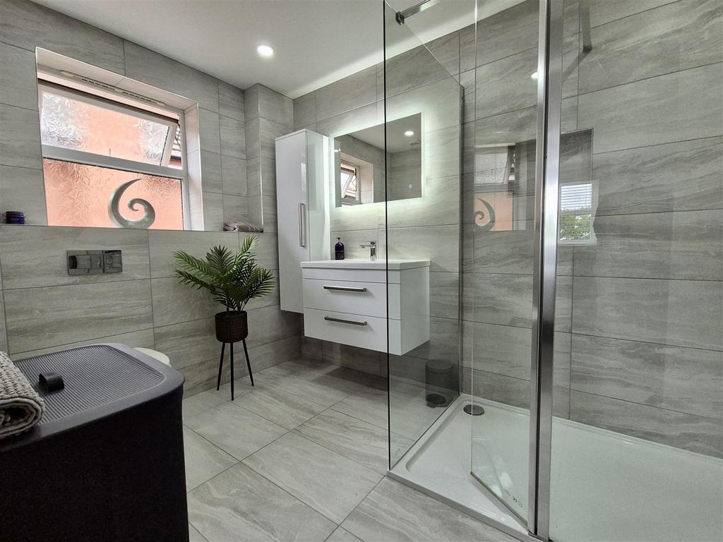 En suite shower/wc