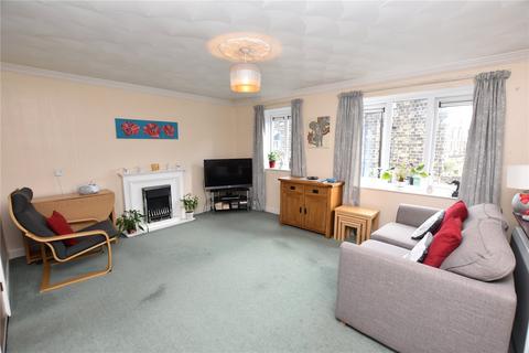 1 bedroom apartment for sale, Flat 6, Orchard Court, Orchard Lane, Guiseley, Leeds