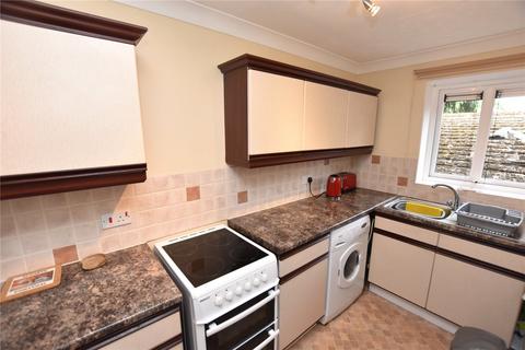 1 bedroom apartment for sale, Flat 6, Orchard Court, Orchard Lane, Guiseley, Leeds