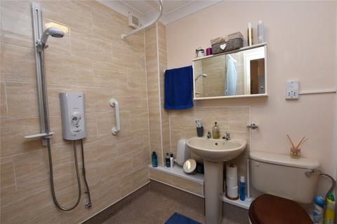 1 bedroom apartment for sale, Flat 6, Orchard Court, Orchard Lane, Guiseley, Leeds