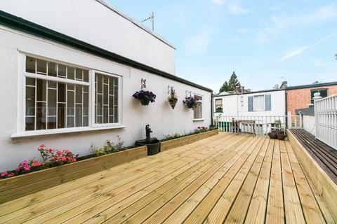 2 bedroom flat to rent, Maryon Mews, Hampstead NW3