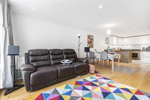 32, Newton Court Kingsley Walk, Cambridge, CB5 8TH