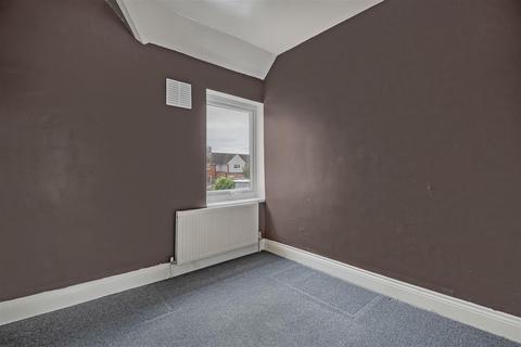 60 Lamerton Road, Reading, RG2 8AS
