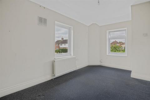 60 Lamerton Road, Reading, RG2 8AS